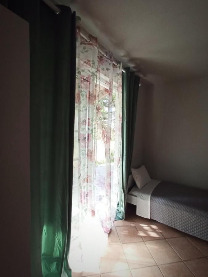 Demis Apartments 斯达林 外观 照片